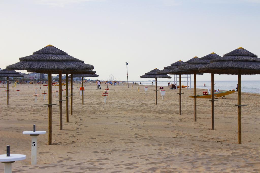 Hotel Amoha Rimini Luaran gambar