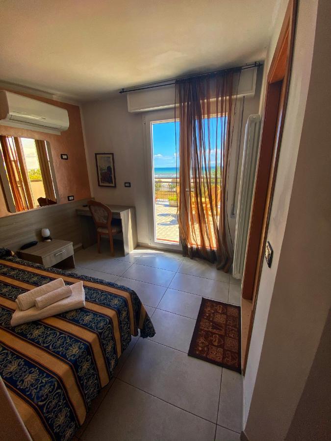 Hotel Amoha Rimini Luaran gambar